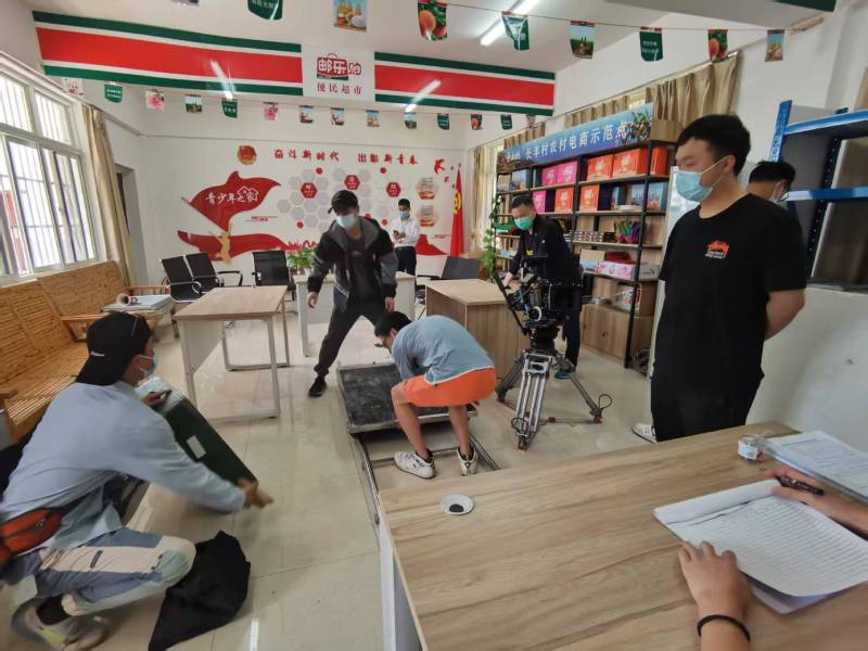 庆城县广告片拍摄公司：极简主义践行者，少即是多的视觉哲学